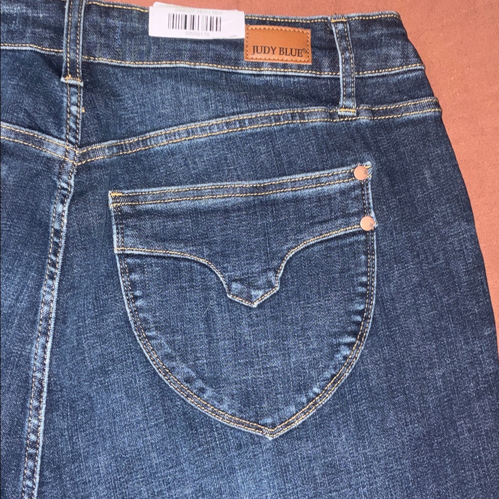 Judy Blue Indigo Women's Jeans - Picture 12 of 14